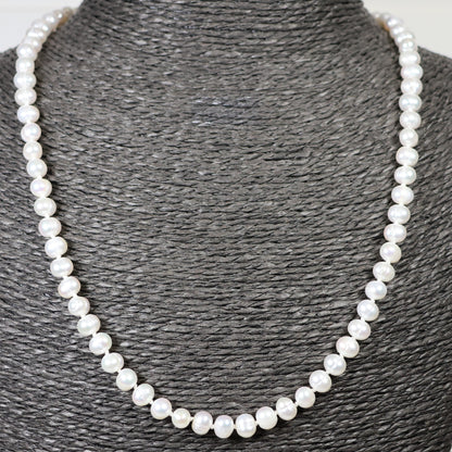 Parelketting 48cm 5mm zoetwaterparel zilveren slot