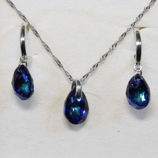 Spark zilveren halve creolen met blauwe Swarovski kristallen hanger K643311BB