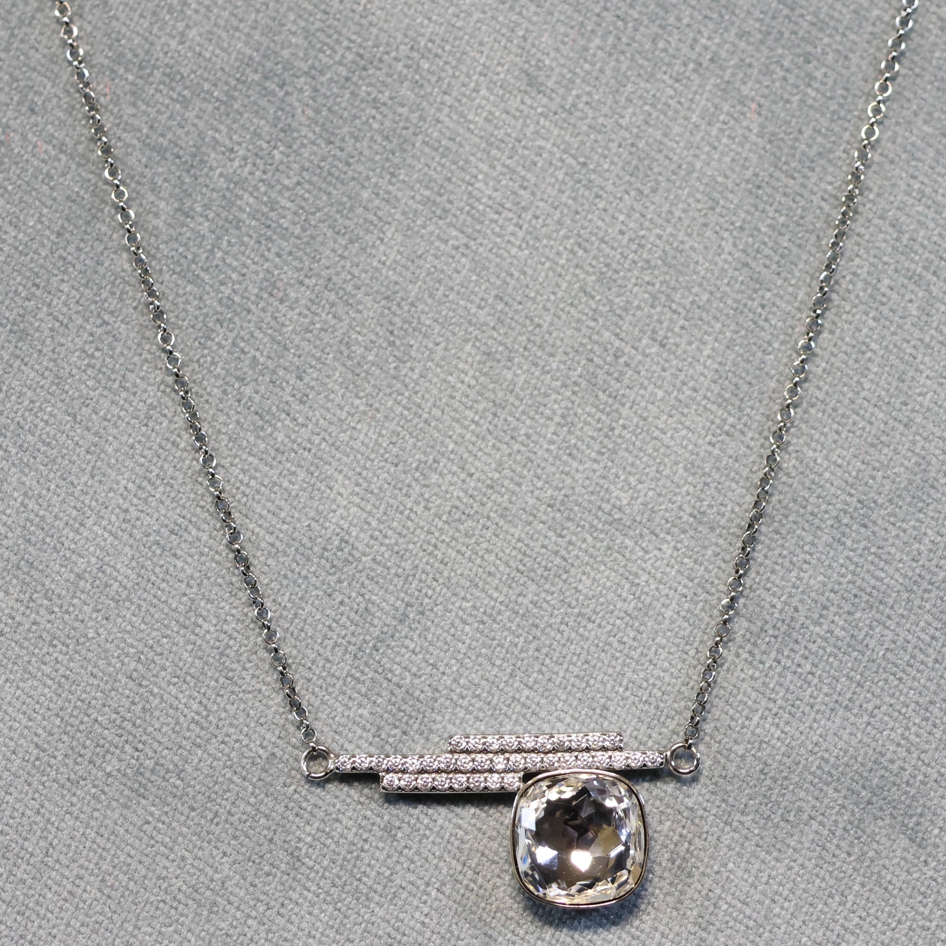 Spark zilveren ketting met Swarovski kristallen tussenstuk NC448310C