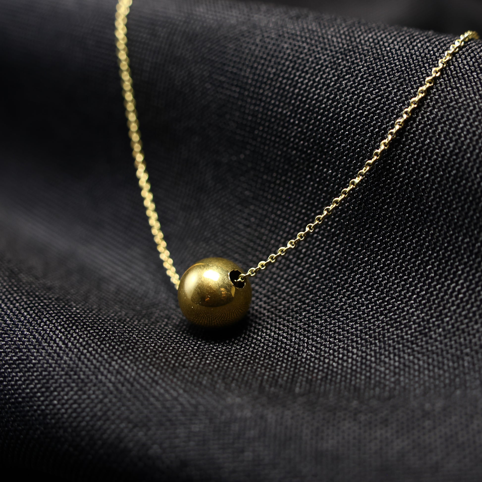 18KT geel gouden ketting met bolletje 060360/42