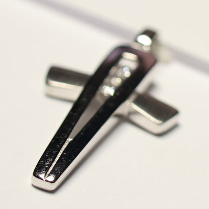 Zilveren modern kruis hanger zirconium 30mm