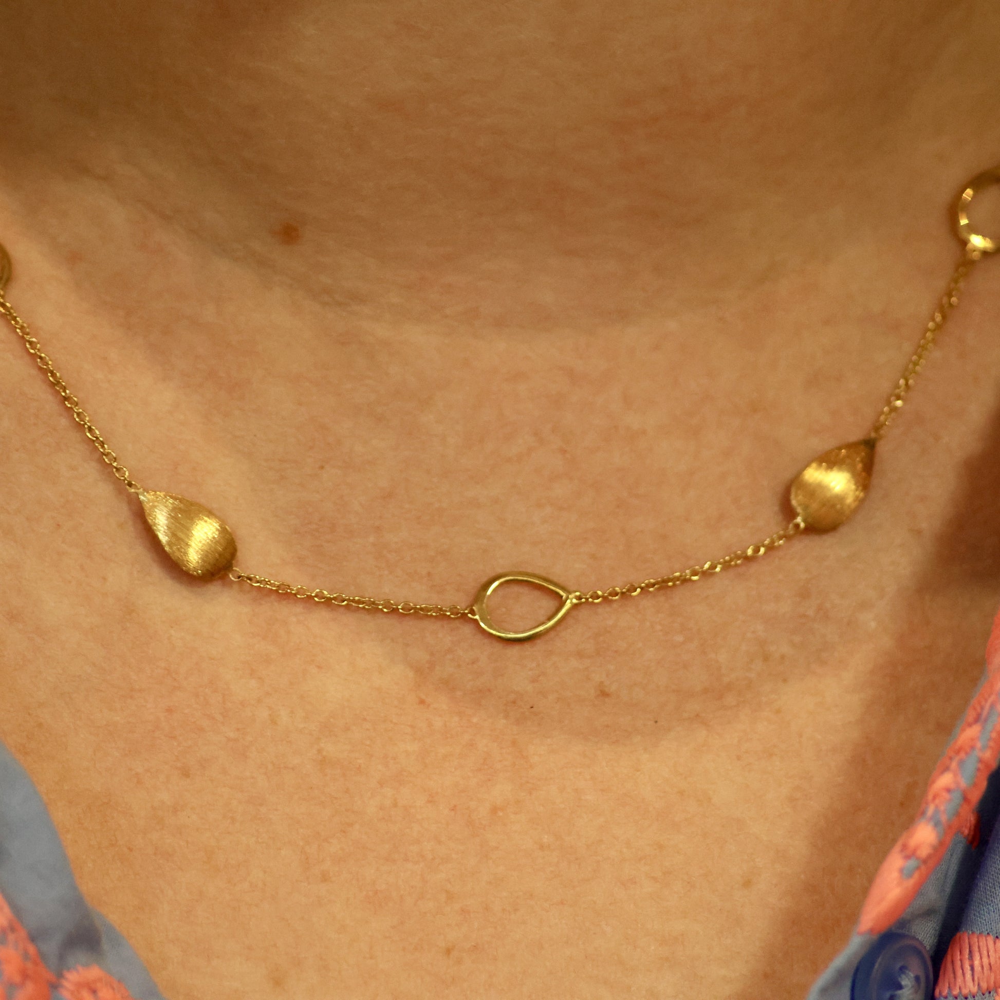 18kt geel gouden Ketting met motief 059595/45