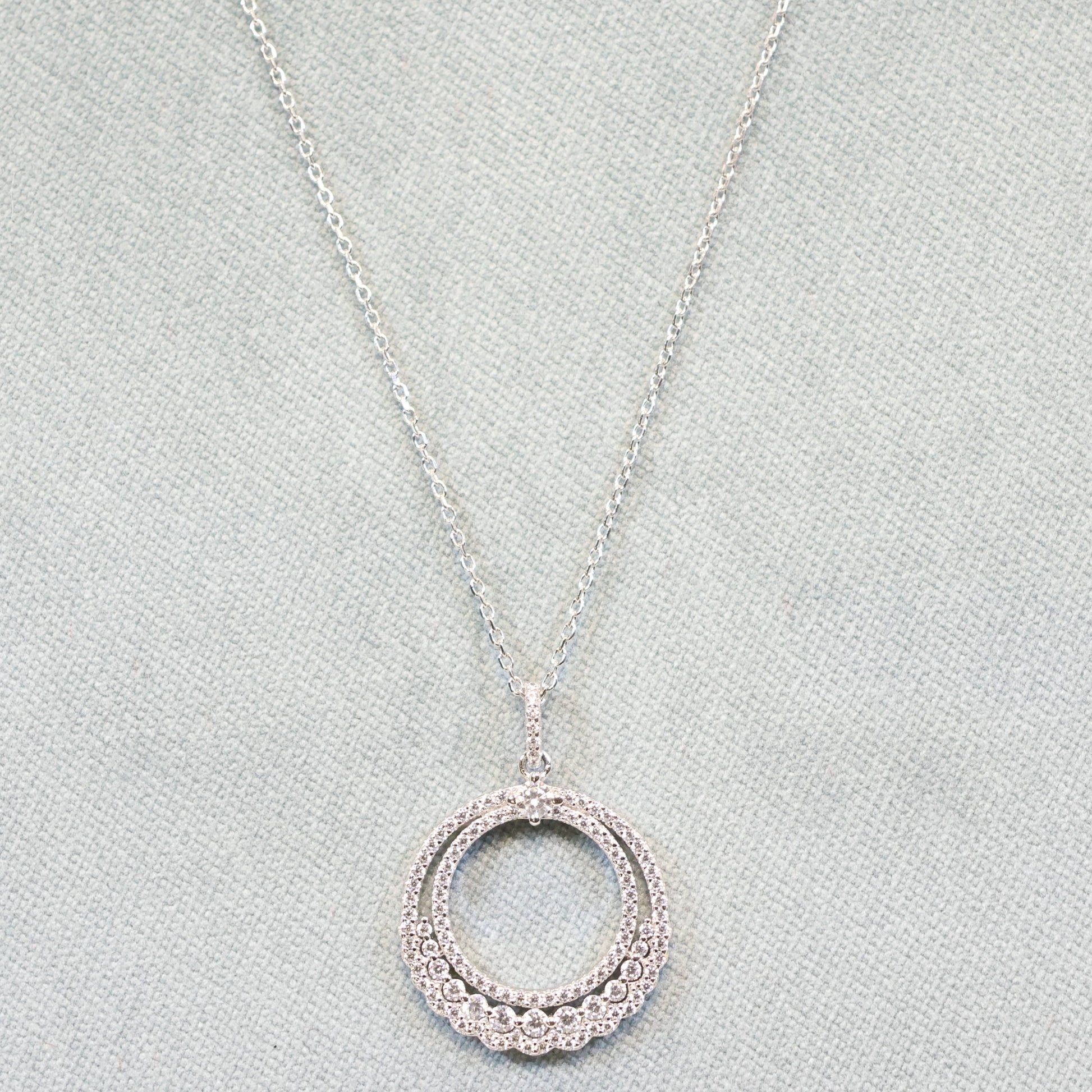 Naiomy silver zilveren ketting met cirkel hanger N3T56