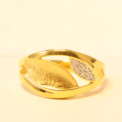 18KT geel gouden ring met briljant 067886/A