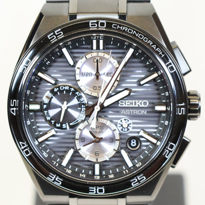 Seiko Astron SSH179J1 titanium herenhorloge GPS solar dual time black