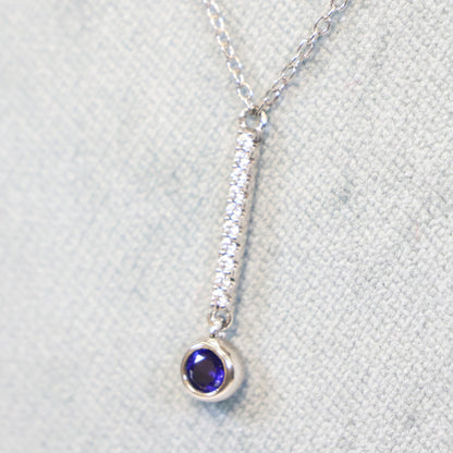 Naiomy Moments zilveren ketting met staafje en blauwe steen B9T05