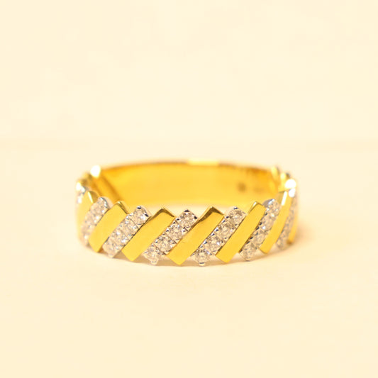 Geel gouden ring met briljant 064096A