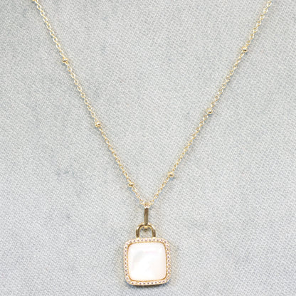 Naiomy Silver vergulde ketting met hanger met parelmoer N5I52