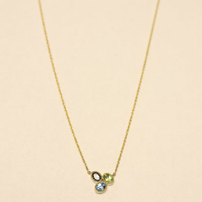 18karaat geel gouden ketting met tussenstuk met kleurstenen 067528/3K