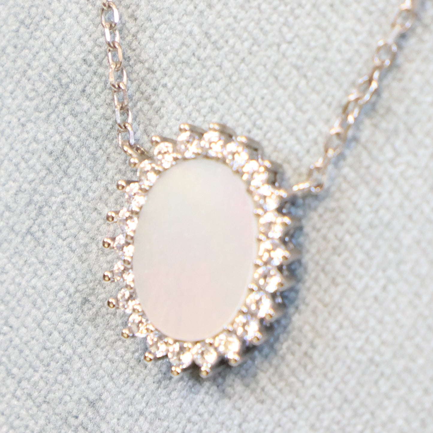 Naiomy silver zilveren ketting met Zirconium en Parelmoer tussenstuk N9H22