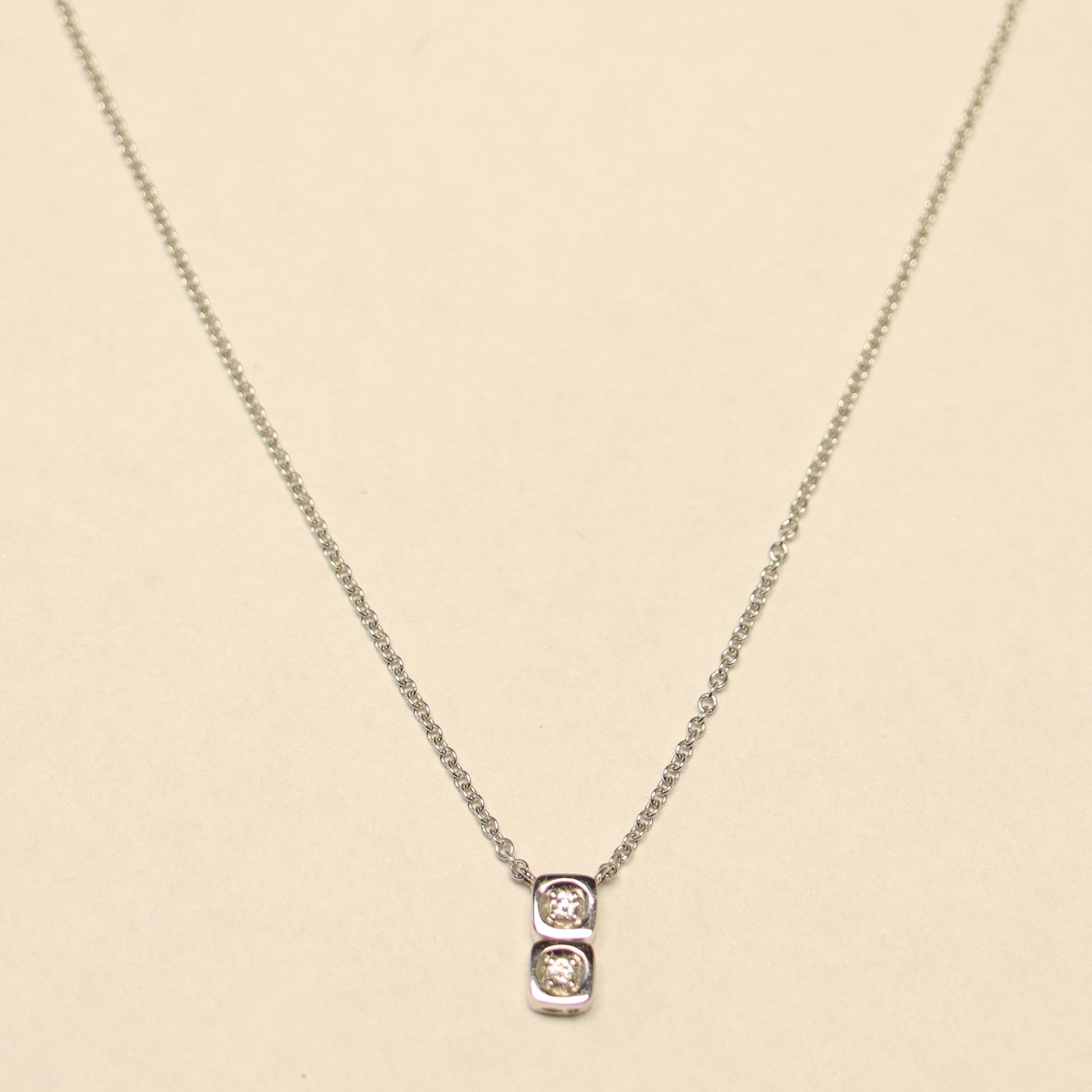 Wit gouden ketting met tussenstuk met briljant 059261A