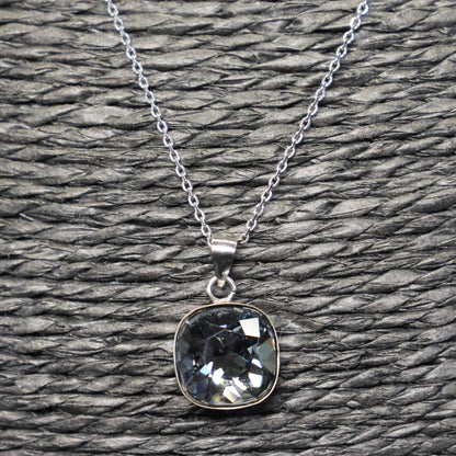 Spark zilveren ketting met Swarovski kristallen hanger NN447010SN