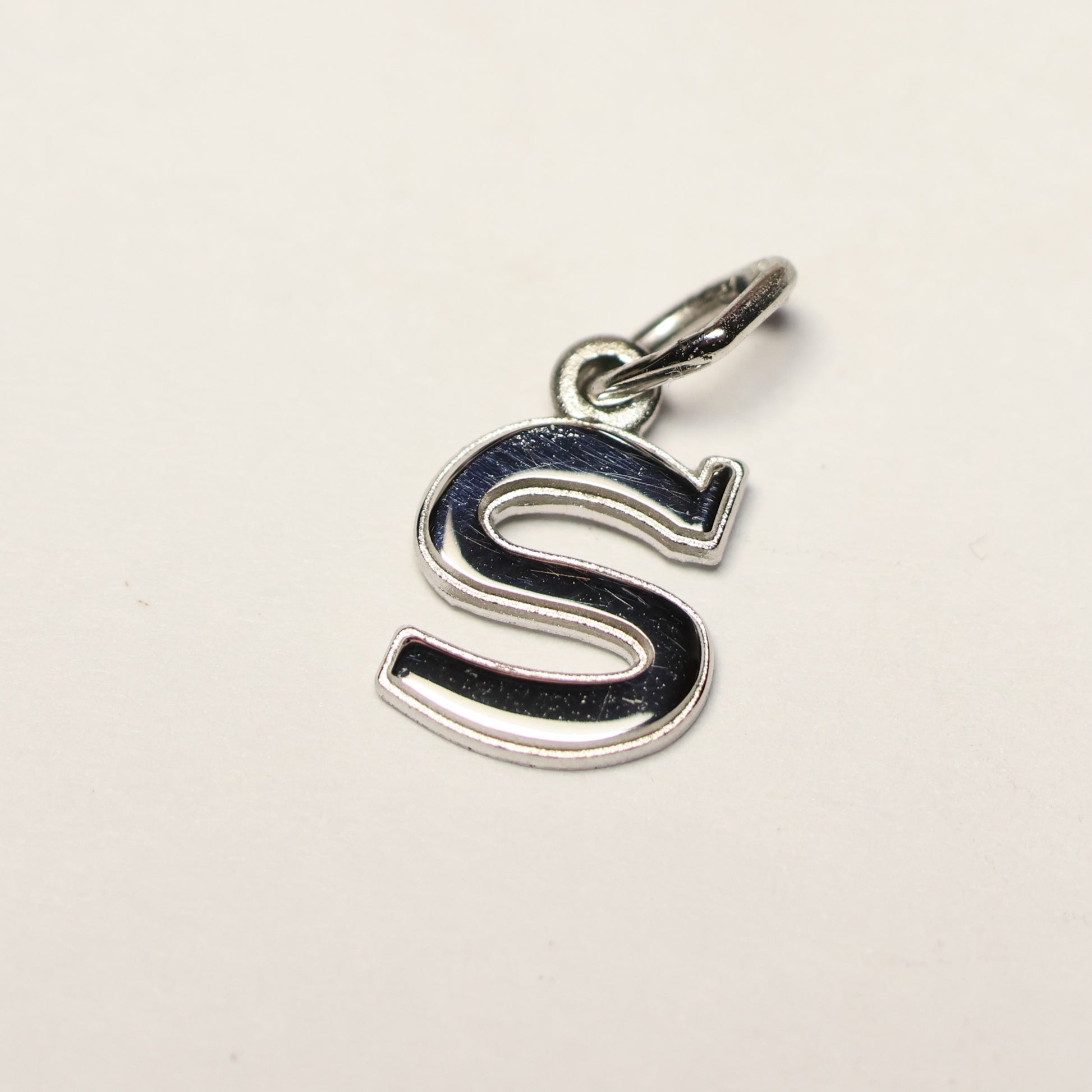 Tresor zilveren hanger letter S