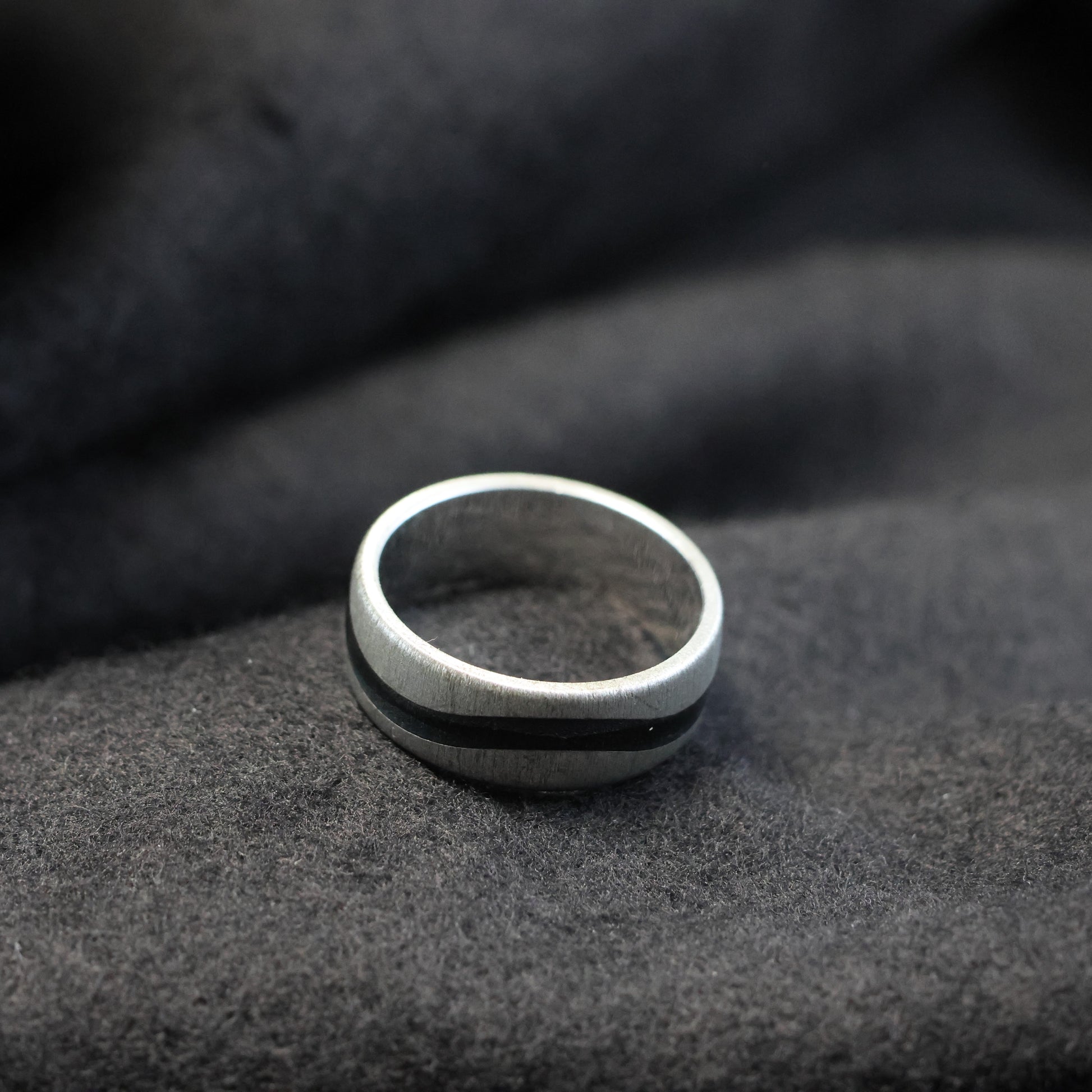 Outlet Titanium ring maat: 63 & 72
