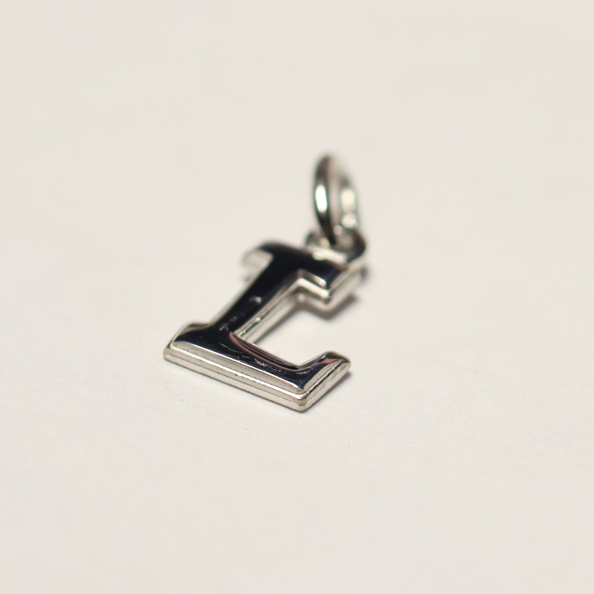 Tresor zilveren hanger letter L
