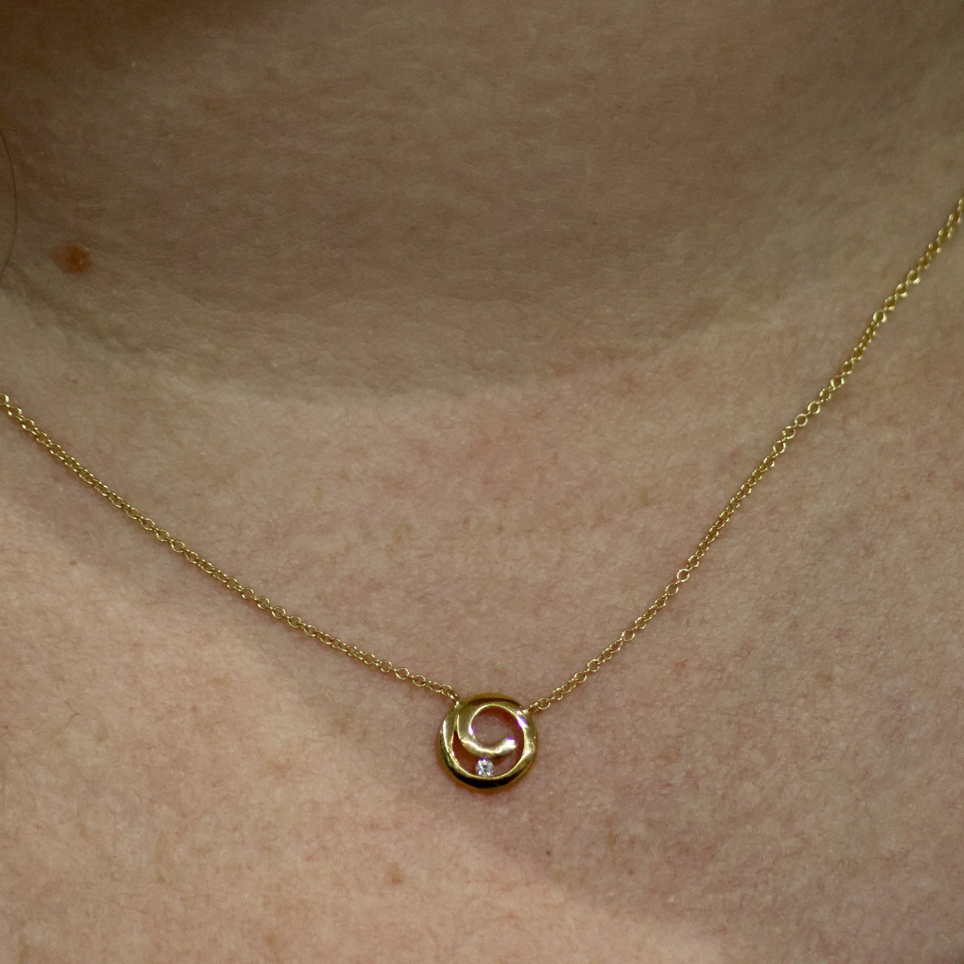 18kt geel gouden Ketting met tussenstuk met briljant 061022A