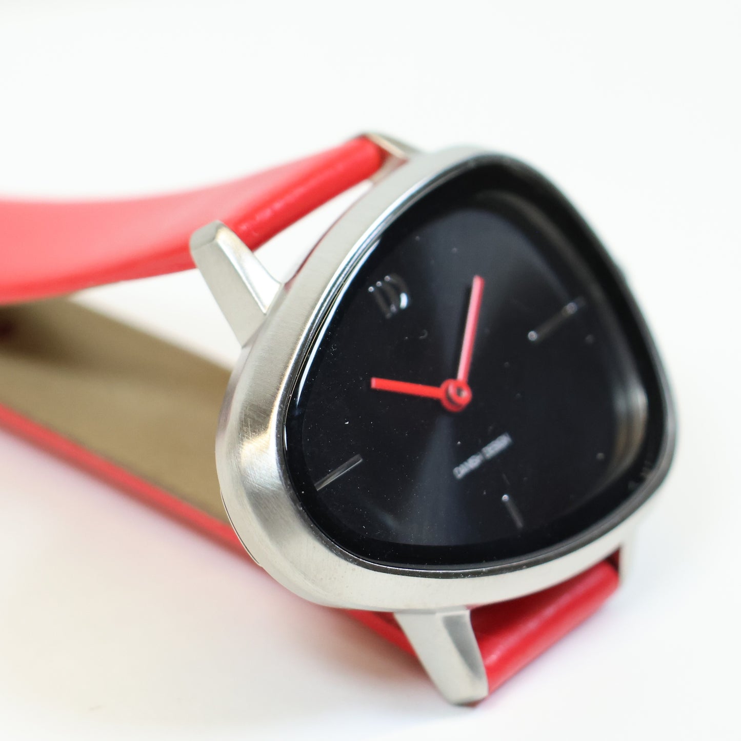 Danish Design dameshorloge 35mm Elvsten IV24Q1305 Gray Red 