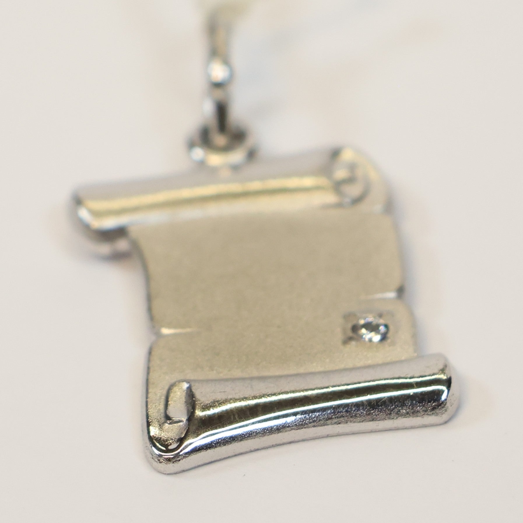 Zilveren hanger perkamentplaat met zirconia 625899