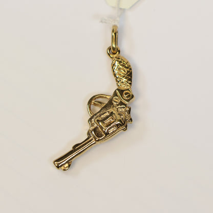 Plaqué revolver hangertje