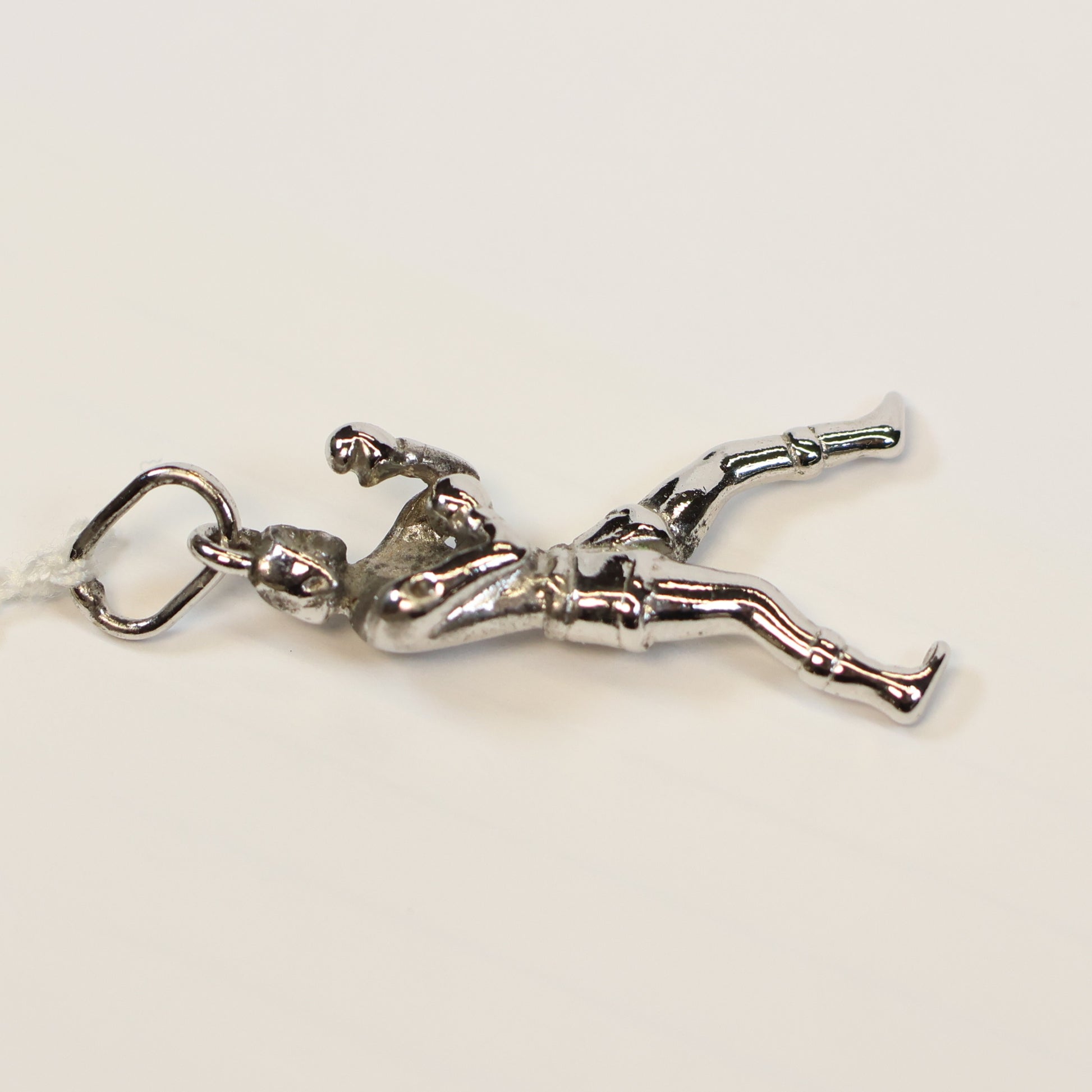 Zilveren bokser hangertje