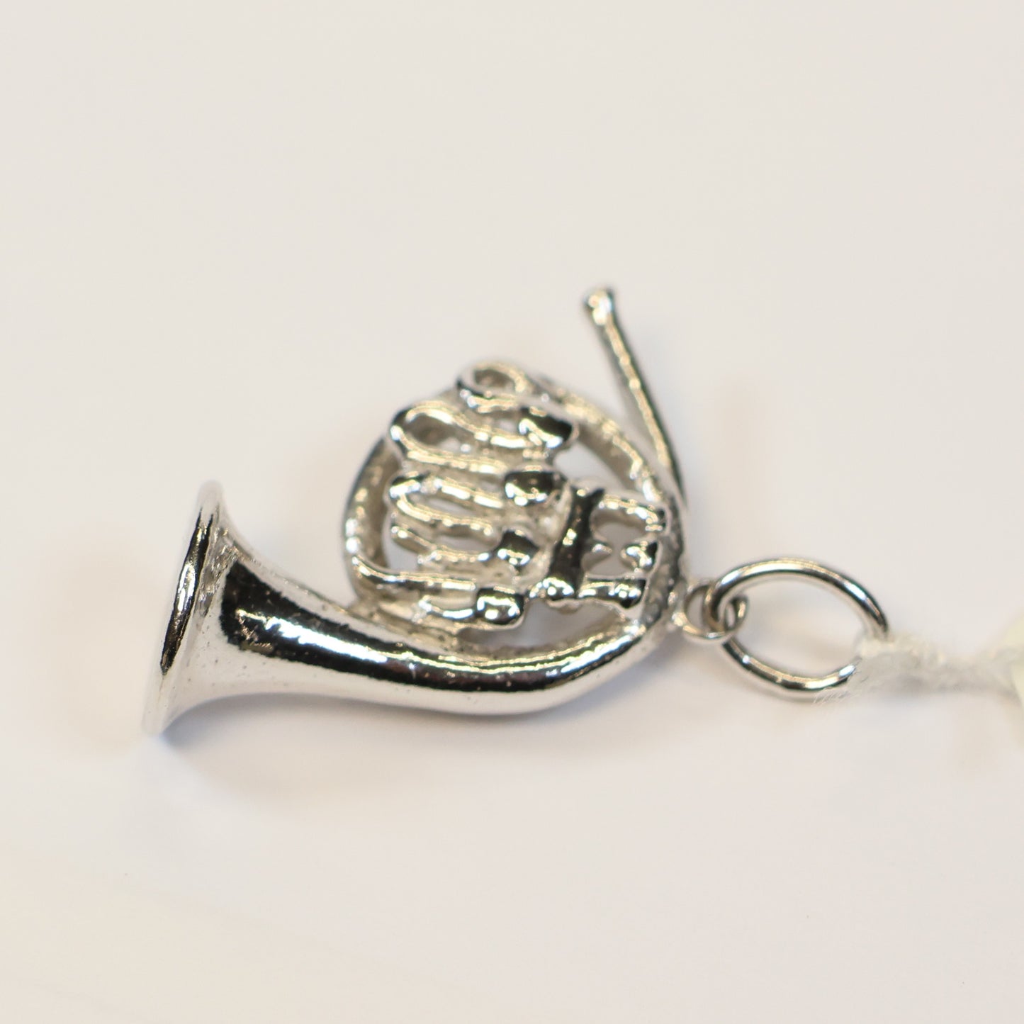 Zilveren hoorn hangertje