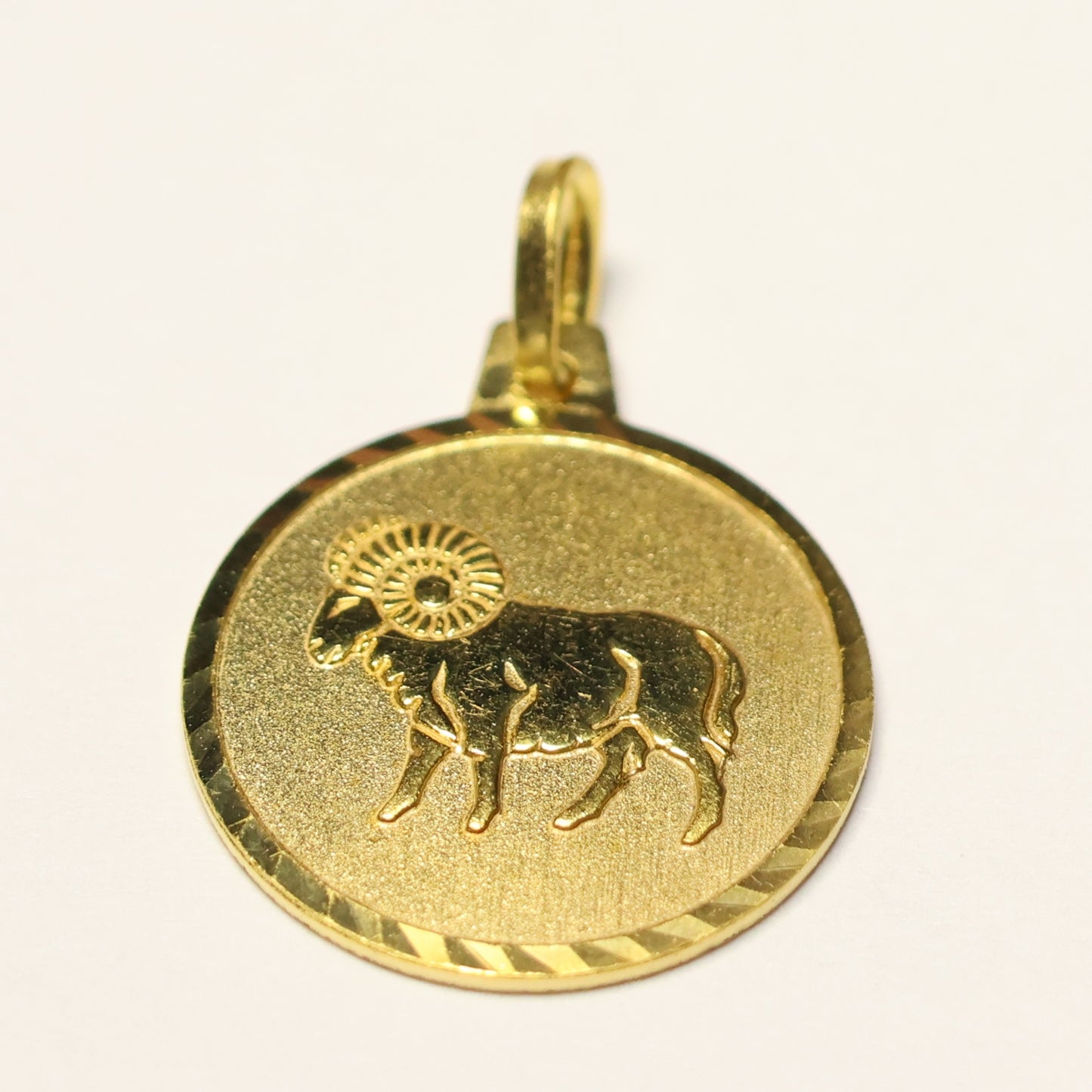 Tresor plaqué sterrenbeeld ronde hanger ram