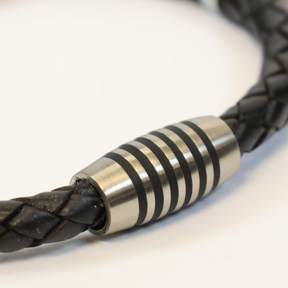 Boccia zwarte leren Titanium Armband met draaislotje 0347-0521