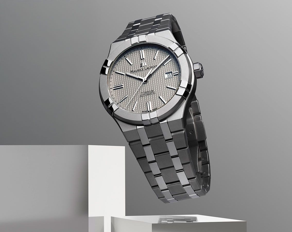 Maurice Lacroix AIKON Automatic Date 42mm Titanium AI6008-TT032-230-1