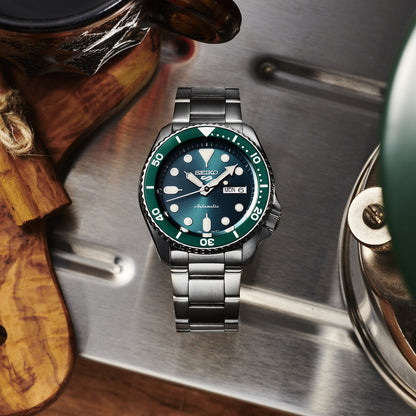 Seiko 5 Sports SRPD61K1 Horloge