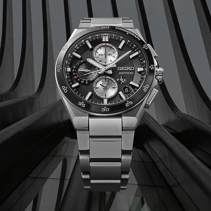 Seiko Astron SSH151J1 ‘Night black’ Horloge