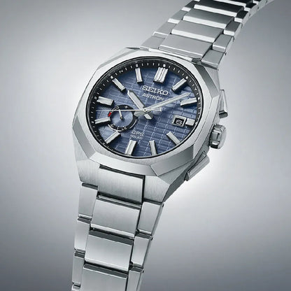 Seiko Astron SSJ013J1 Astron 'Crystal Box' Horloge